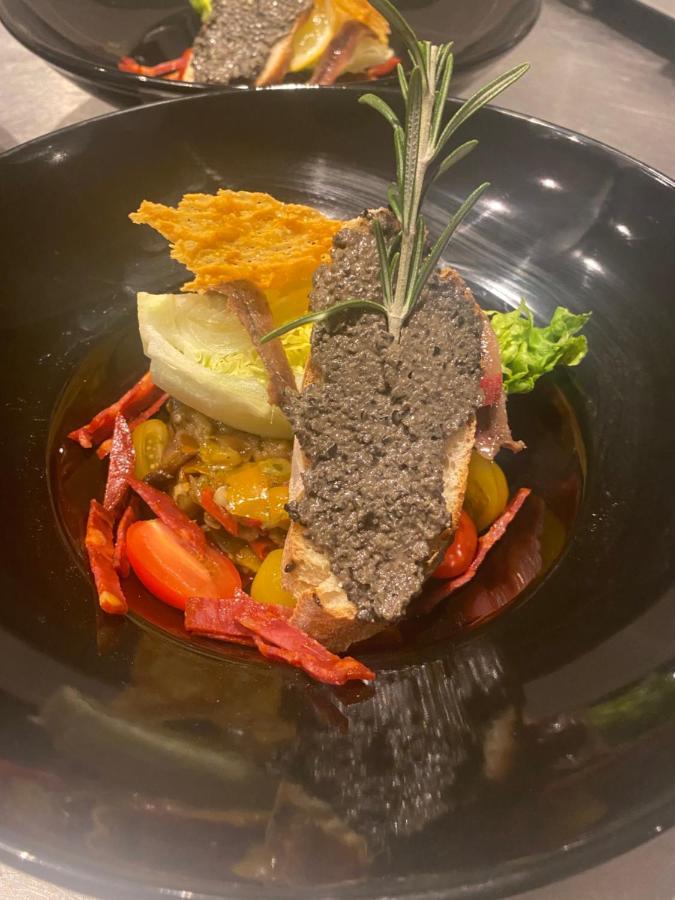 Hotel Restaurant Mas Del Gall Castelnou Zewnętrze zdjęcie