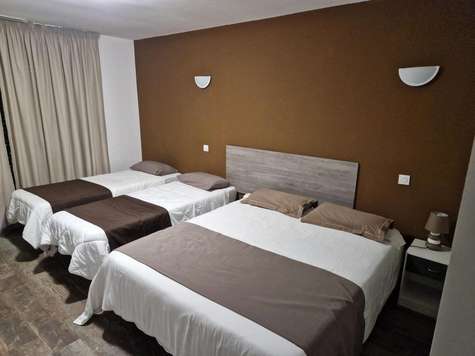 Hotel Restaurant Mas Del Gall Castelnou Zewnętrze zdjęcie