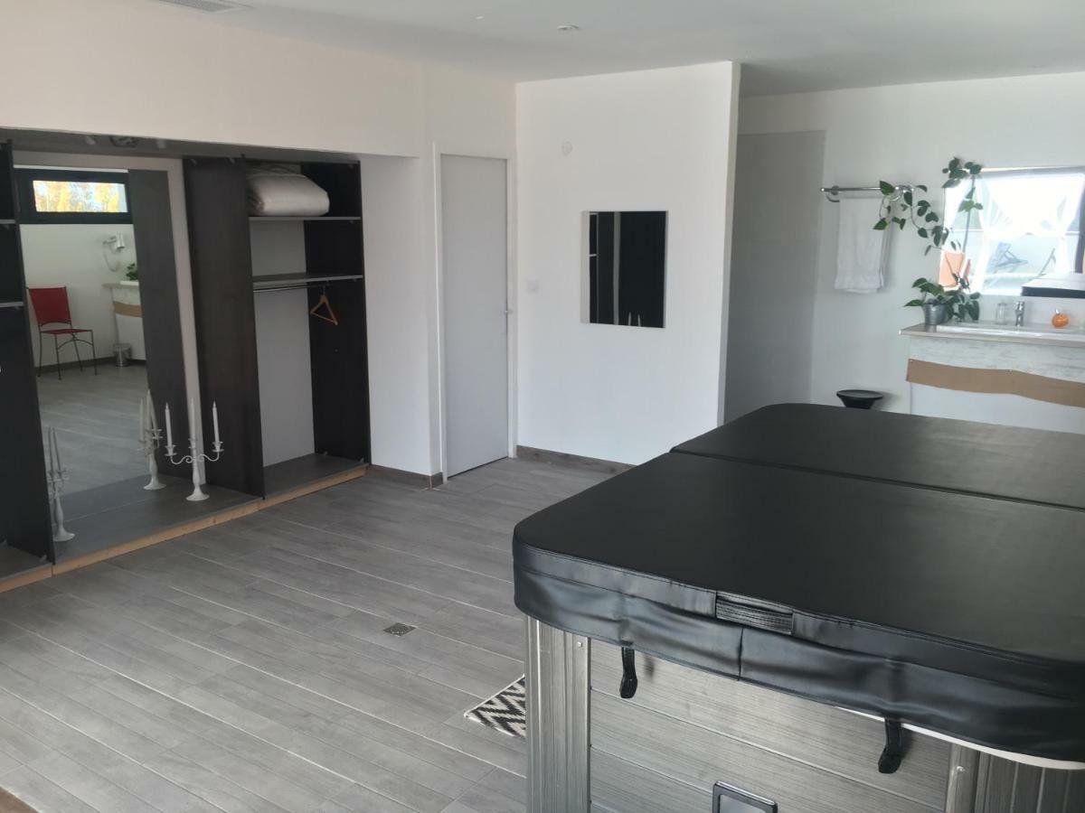 Hotel Restaurant Mas Del Gall Castelnou Zewnętrze zdjęcie